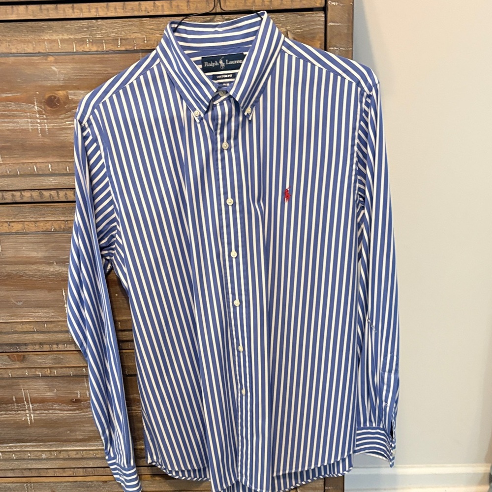 Ralph Lauren Custom Fit (Size Large) Blue and White Striped Button Down Shirt